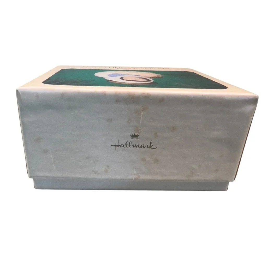 Vintage 1983 Hallmark Keepsake Ornament Madonna Child‎ Porcelain Original Box